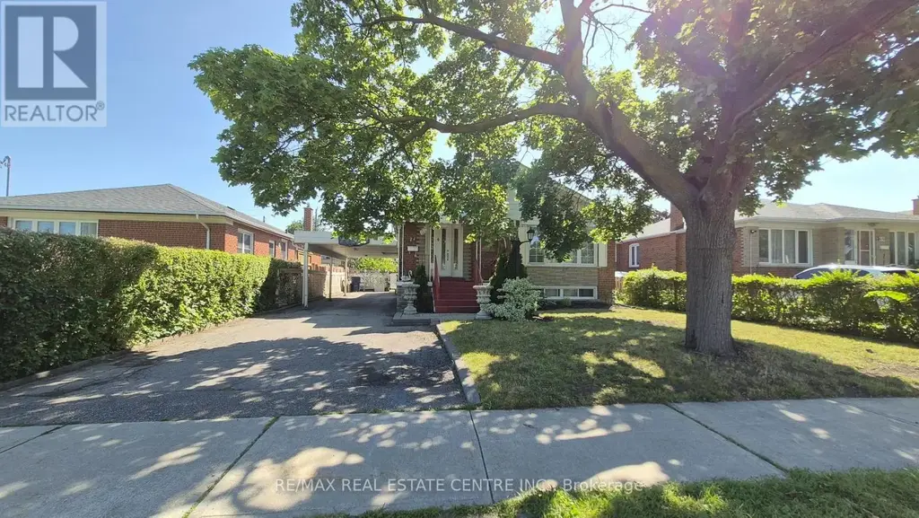 Upper - 71 Gunton Drive, Toronto (West Humber-Clairville)
